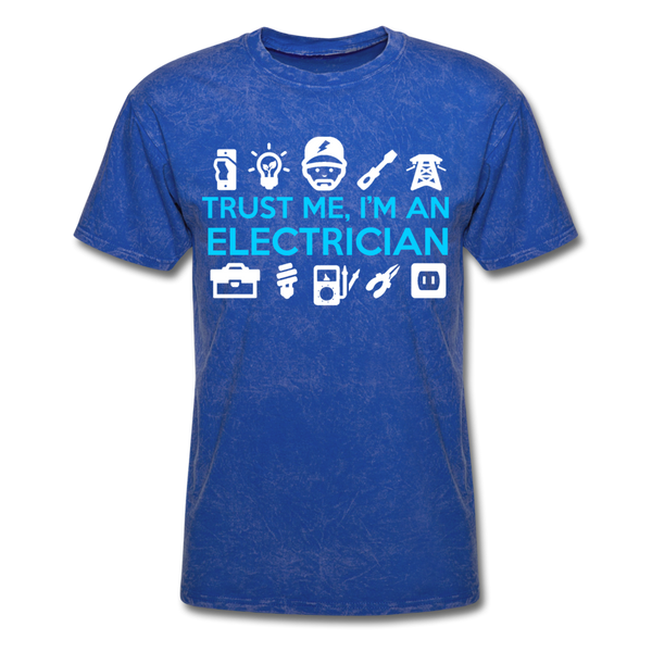 Trust Me I'm An Electrician Men's T-Shirt - mineral royal