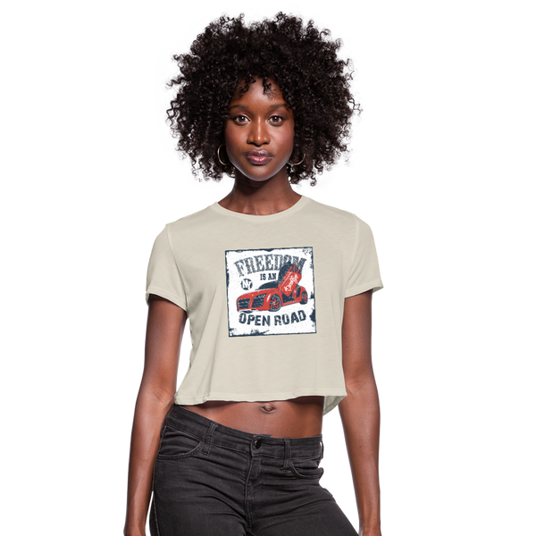 Freedom Is An Open Road Women's Cropped T-Shirt - dust