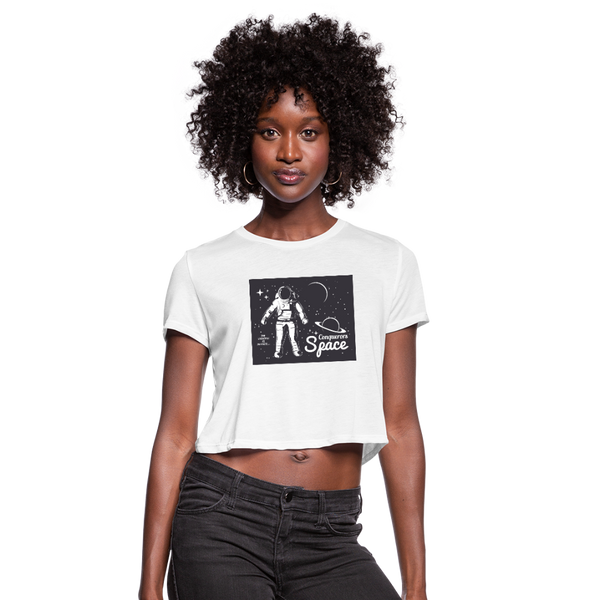 Conqueror's Space Women's Cropped T-Shirt - white