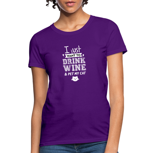 I Just Want To Drink Wine & Pet My Cat Women's T-Shirt - purple