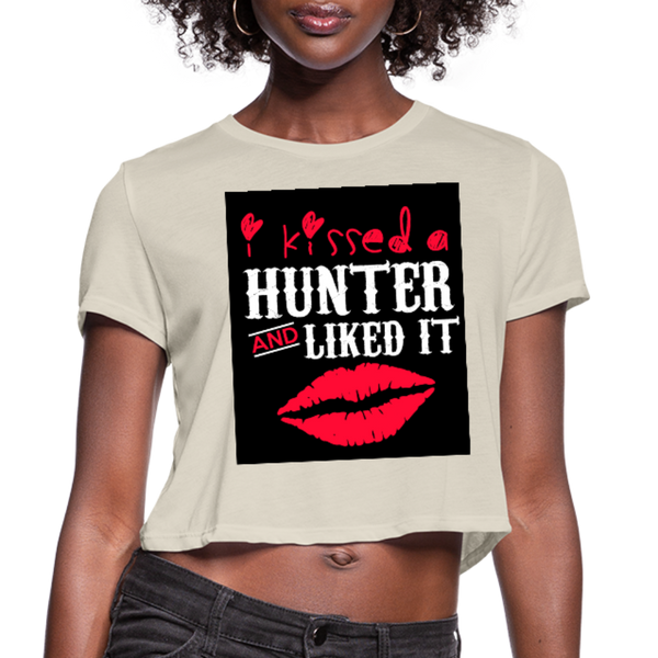 I Kissed A Hunter & Liked It Women's Cropped T-Shirt - dust