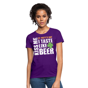 St Patty's Day Kiss Me I Taste Like Beer Women's T-Shirt - purple